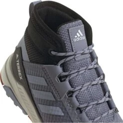 ADIDAS Kids' Terrex Trailmaker Mid RAIN.RDY Hiking Shoes -Outwell || Petromax || Robens Salgsbutikk adidas kids terrex trailmaker mid rain rdy hiking shoes silvio bludaw cblack 7