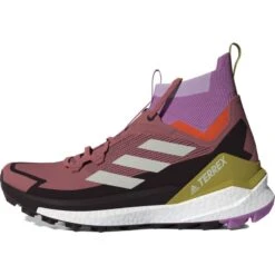 ADIDAS Women's Terrex Free Hiker 2.0 Hiking Shoes (2022) -Outwell || Petromax || Robens Salgsbutikk adidas women s terrex free hiker 2 0 hiking shoes wonred lingrn pullil 4