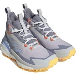 ADIDAS Women's Terrex Free Hiker GORE-TEX Hiking Shoes 2.0 -Outwell || Petromax || Robens Salgsbutikk adidas women s terrex free hiker gore tex hiking shoes 2 0 sildaw bludaw sogold 3