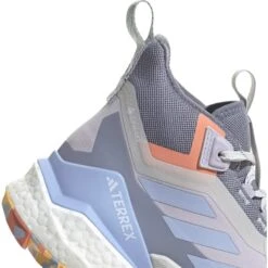 ADIDAS Women's Terrex Free Hiker GORE-TEX Hiking Shoes 2.0 -Outwell || Petromax || Robens Salgsbutikk adidas women s terrex free hiker gore tex hiking shoes 2 0 sildaw bludaw sogold 7