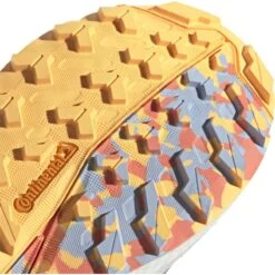 ADIDAS Women's Terrex Free Hiker GORE-TEX Hiking Shoes 2.0 -Outwell || Petromax || Robens Salgsbutikk adidas women s terrex free hiker gore tex hiking shoes 2 0 sildaw bludaw sogold 8