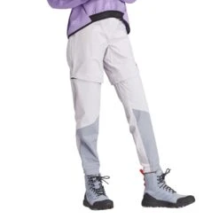 ADIDAS Women's Terrex Utilitas Hiking Zip-Off Pants -Outwell || Petromax || Robens Salgsbutikk adidas women s terrex utilitas hiking zip off pants sildaw 5