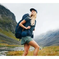 FJÄLLRÄVEN Women's Abisko Midsummer Skort 21 FJÄLLRÄVEN Women's Abisko Midsummer Skort -Outwell || Petromax || Robens Salgsbutikk fjallraven women s abisko midsummer skort patina green