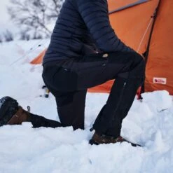 FJÄLLRÄVEN Women's Keb Trousers Short (2021) -Outwell || Petromax || Robens Salgsbutikk fjallraven women s keb trousers short 2021 1