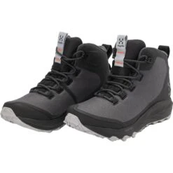 Haglöfs Women's L.I.M FH Gore-Tex Mid -Outwell || Petromax || Robens Salgsbutikk haglofs women s l i m fh gore tex mid true black 2