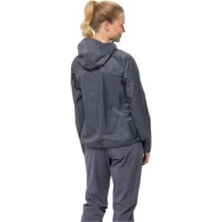 Jack Wolfskin Women's Prelight 2.5L Jacket -Outwell || Petromax || Robens Salgsbutikk jack wolfskin women s prelight 2 5l jacket dolphin 2